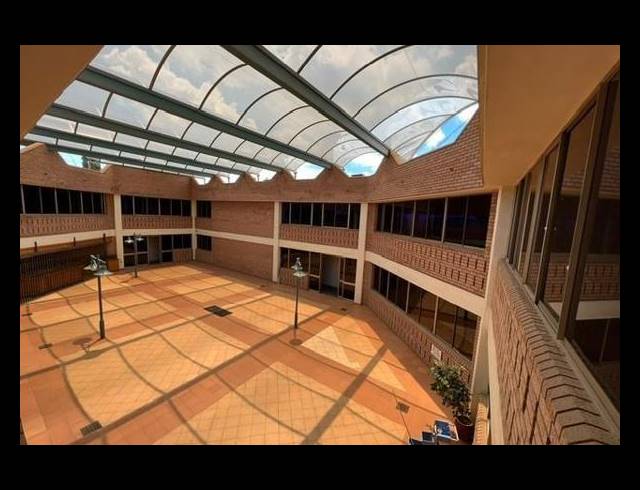 OFFICE PROPERTY TO RENT IN LYNNWOOD